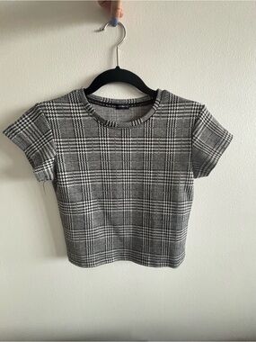 Brandy Melville Black & White Plaid Short Sleeve Baby Tee